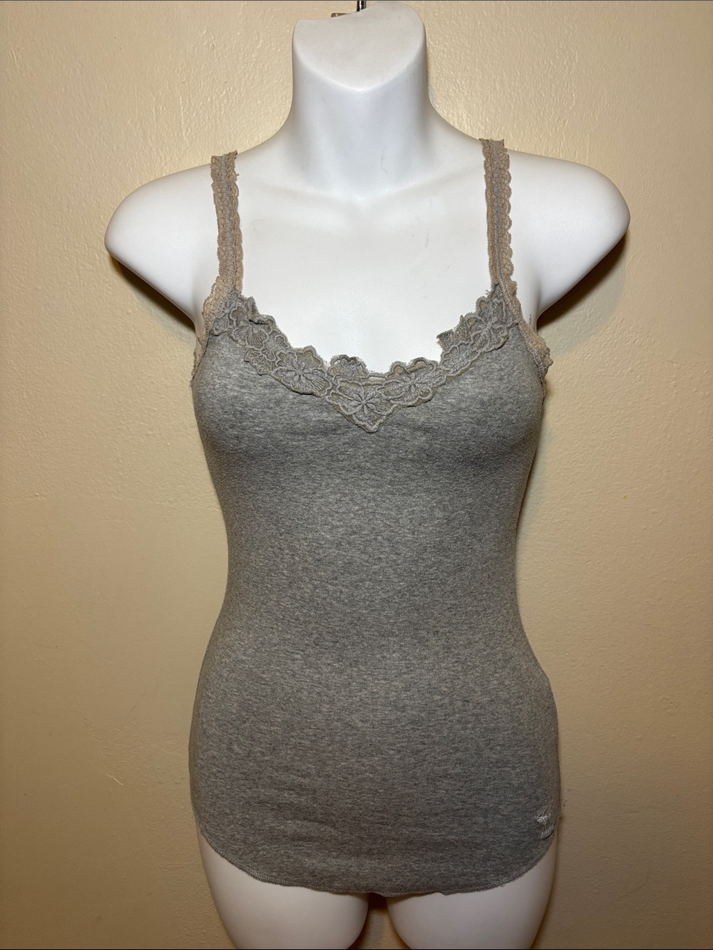 Abercrombie & Fitch Gray Lace-Trim Tank Top